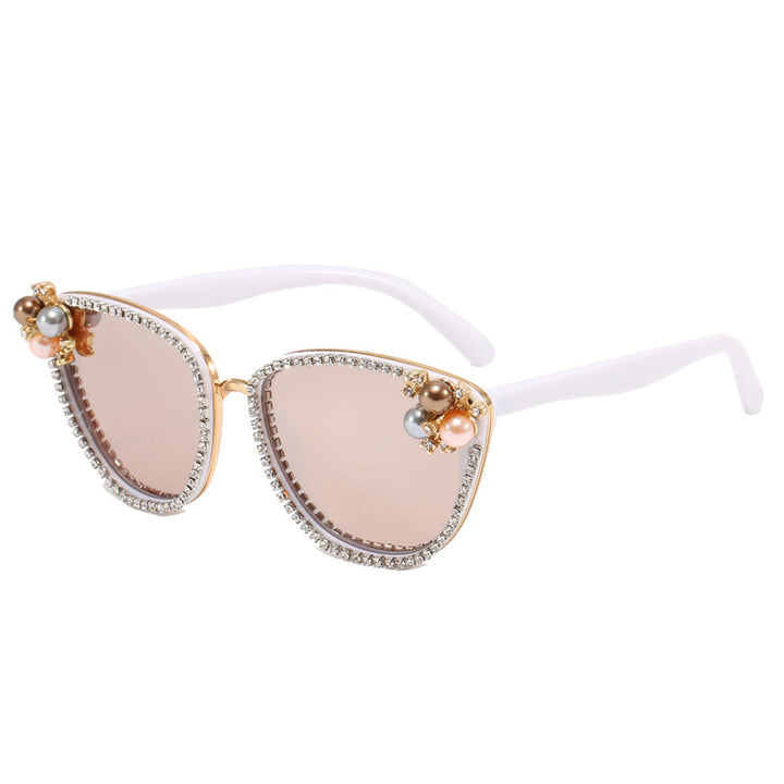 Ladies glamorous sunglasses with pearl and crystal decoration Bowlift