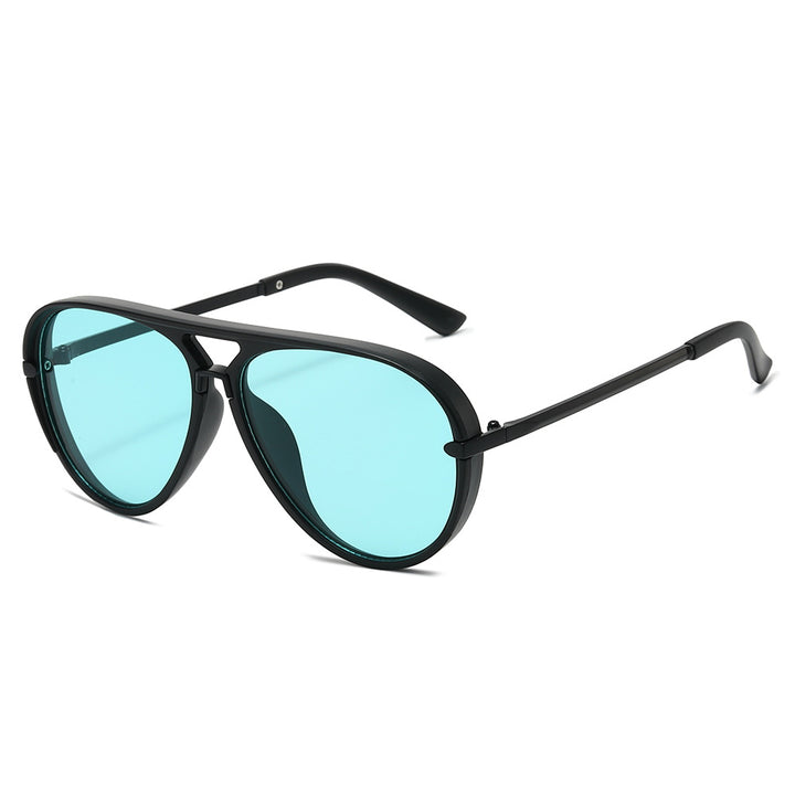 Elegant Aviator Sunglasses with Gold Accents Bowlift