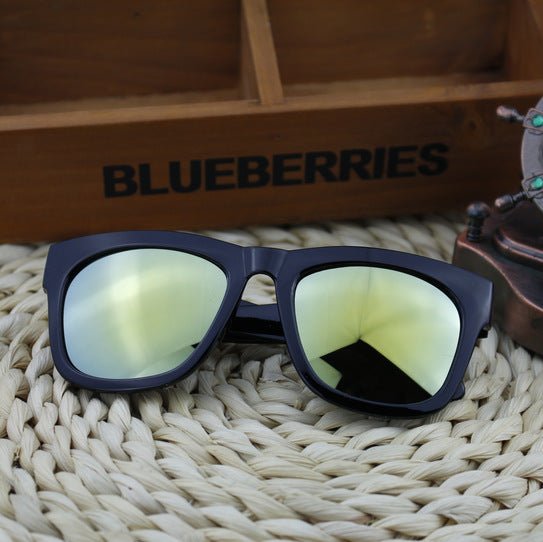 Women's sporty sunglasses with polarized lenses Bowlift