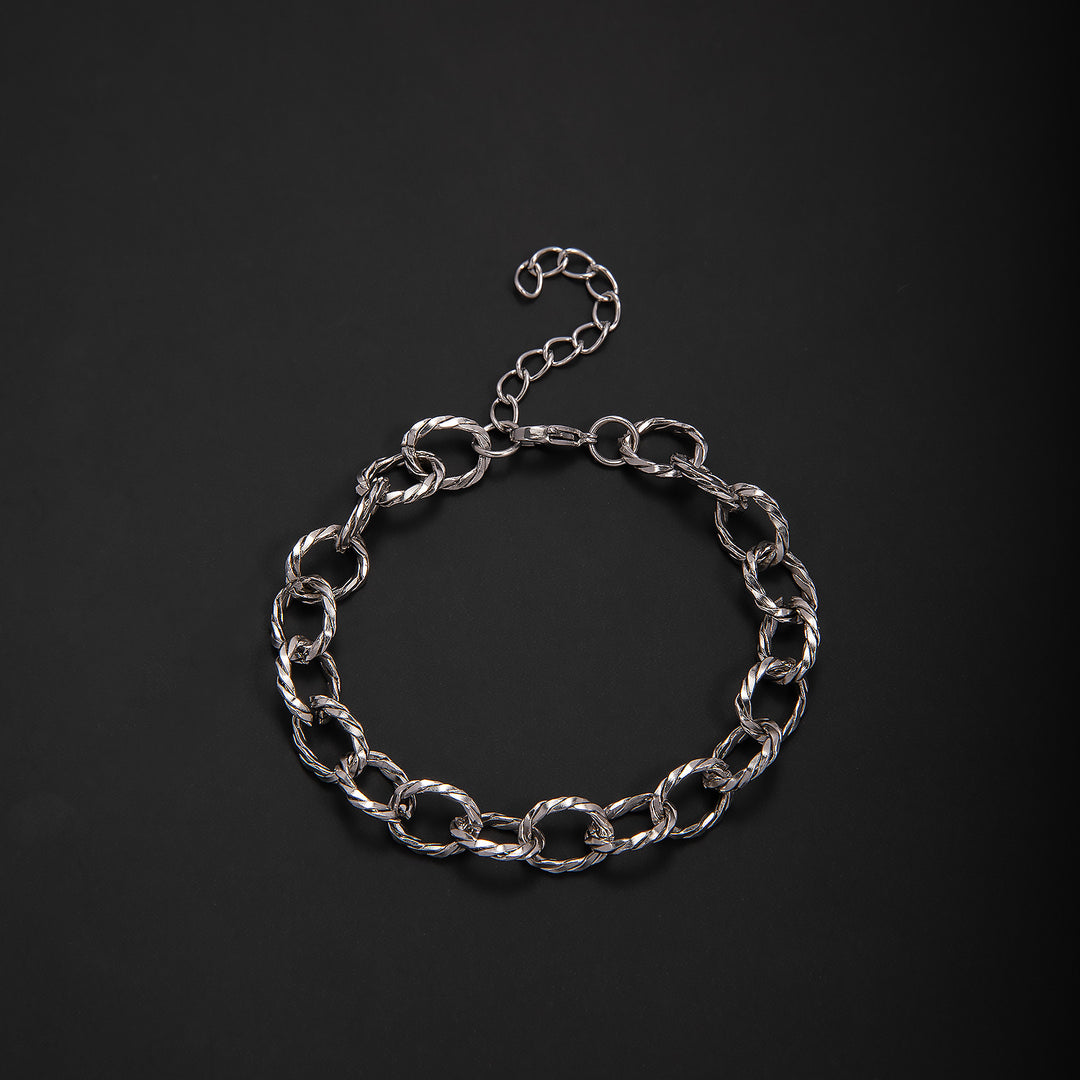 Interlaced Metal Link Bracelet Bowlift
