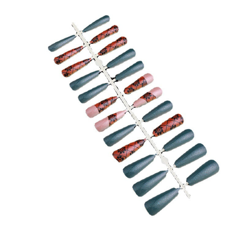 High-quality artificial nails Bowlift