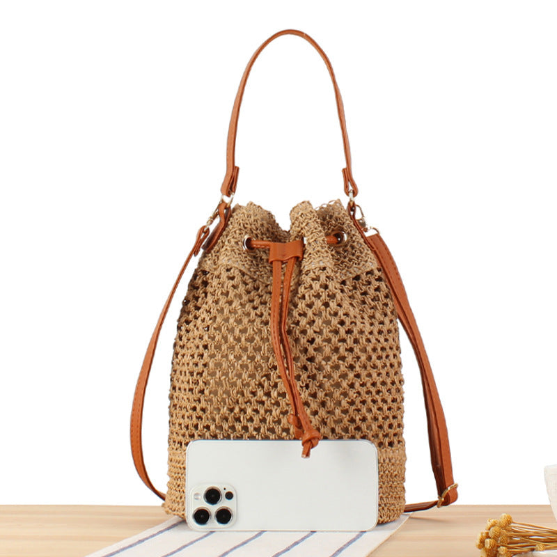 Braided Bucket Bag Made of Natural Material Bowlift