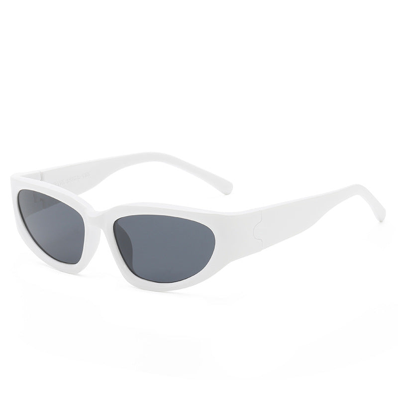 Ladies fashionable sunglasses in elegant tortoiseshell design Bowlift