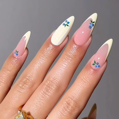 Artistic Floral Design Press-On Nails Bowlift