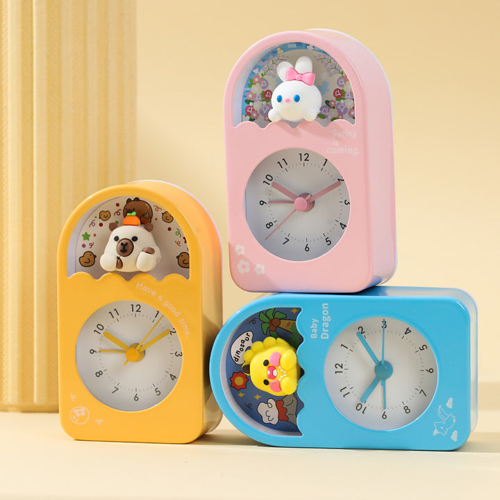 Playful alarm clock with bear motif Bowlift