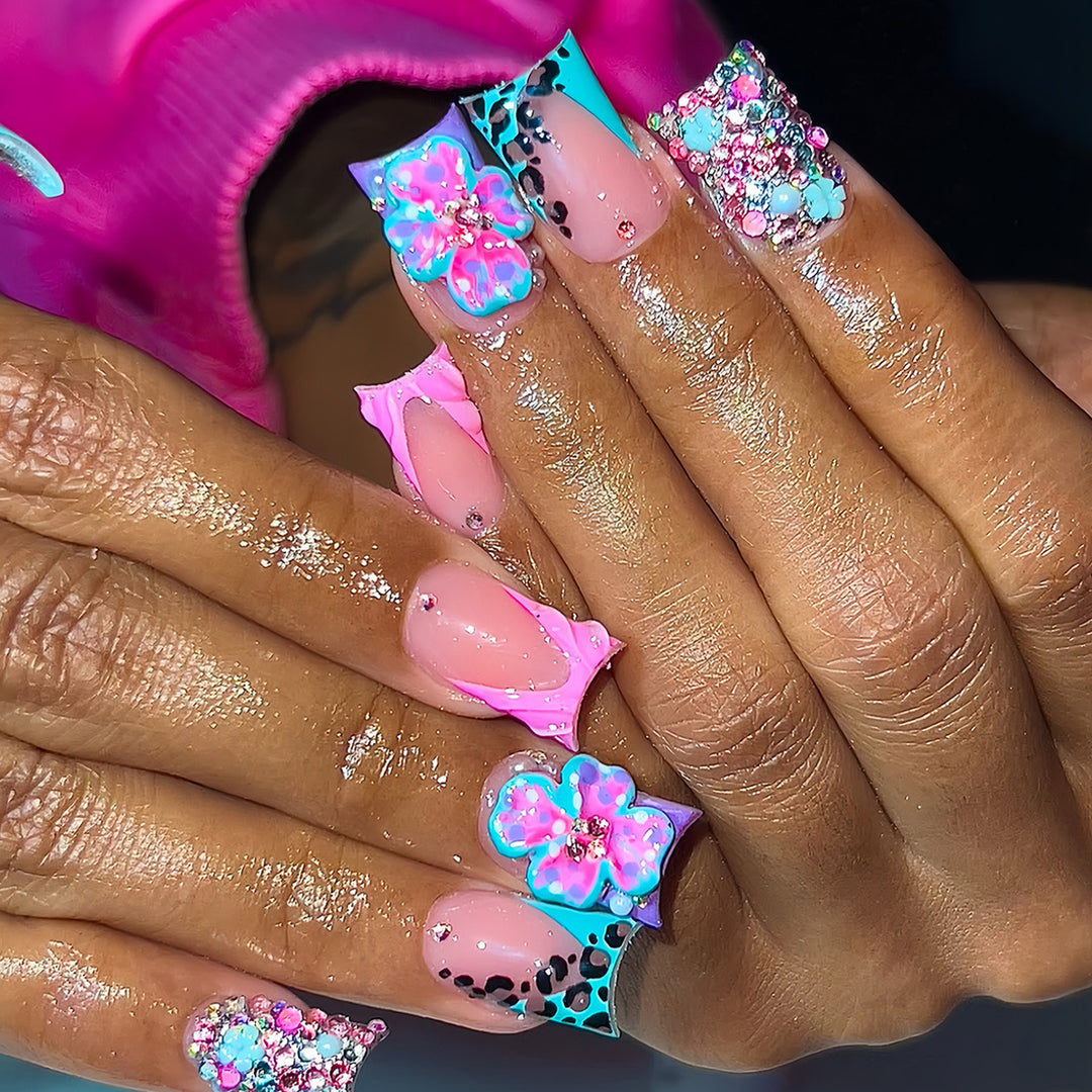 Artistic 3D Floral Press-On Nail Extensions Bowlift
