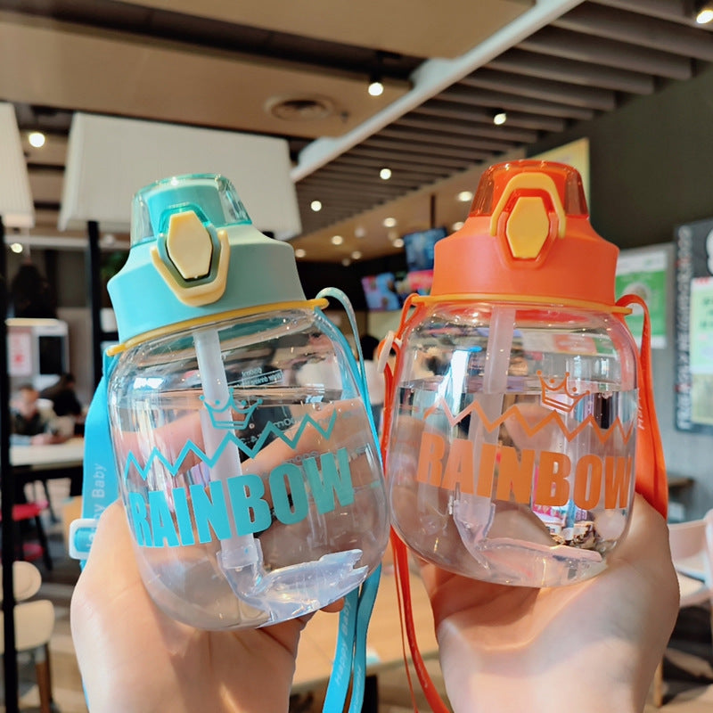 Women’s water bottle with integrated straw Bowlift