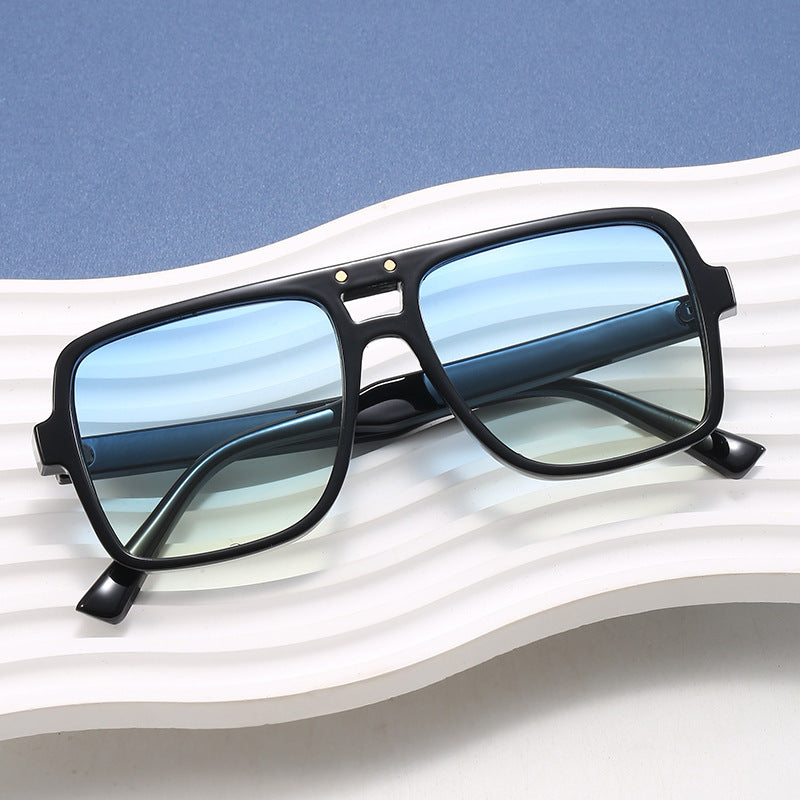 Women's square oversized sunglasses with trendy transparent frame Bowlift