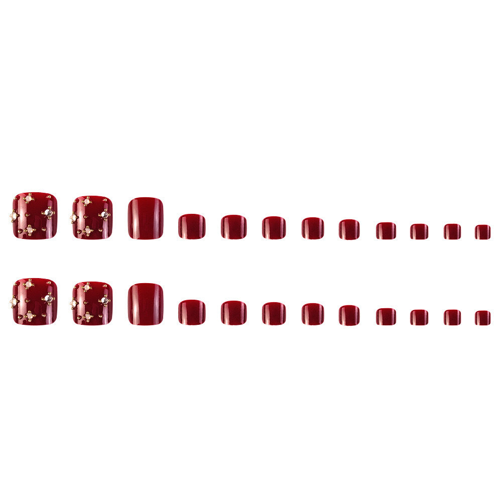 Nail art set with elegant design and glitter accents Bowlift