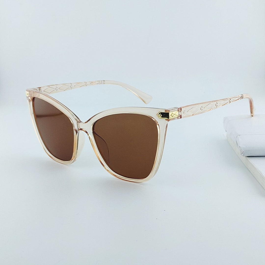 Chic Cat-Eye Sunglasses Bowlift