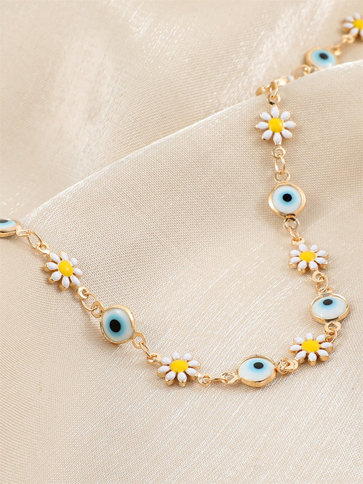 Flower and Eye Charm Bracelet Bowlift
