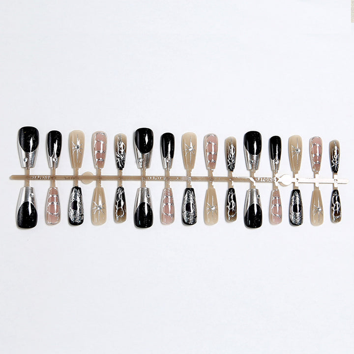 Artful nail tips with elegant patterns Bowlift