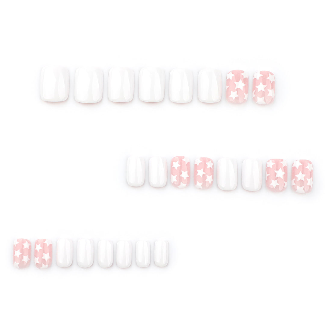 Artful Nail Art in Star Design Bowlift