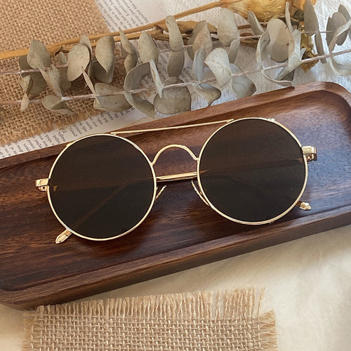 Fashionable Round Sunglasses with Fine Metal Frame Bowlift