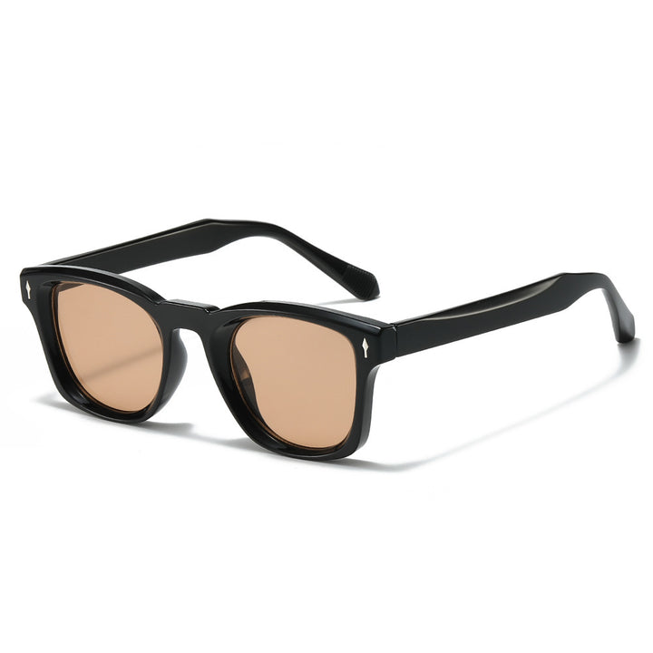 Stylish Cat-Eye Sunglasses with Geometric Design Bowlift
