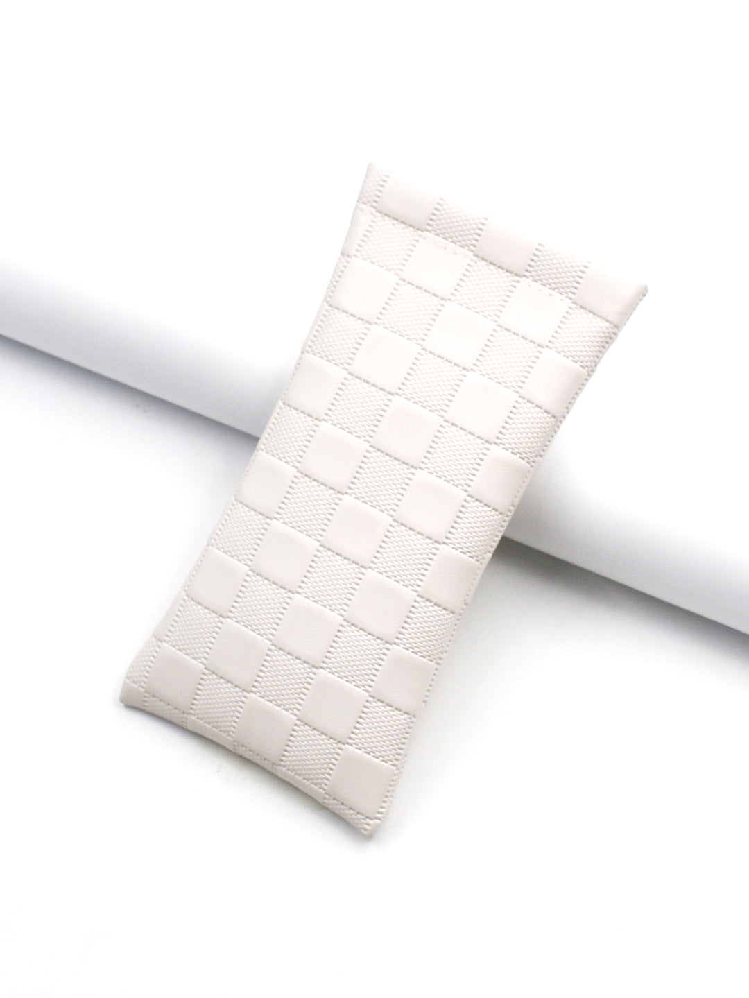 Textured Eyewear Protection Sleeve Bowlift