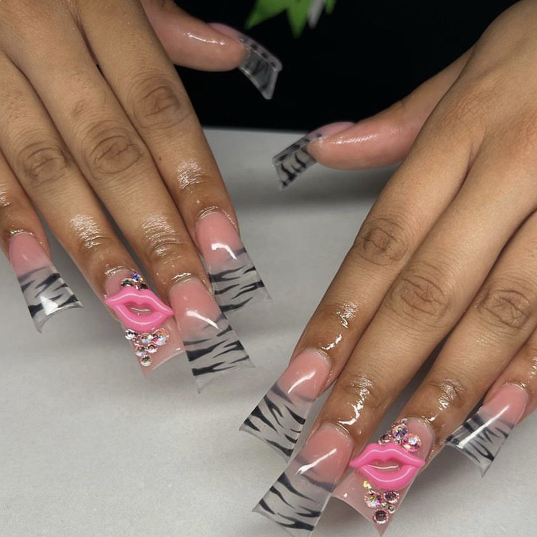 Creative nail set with stylish patterns Bowlift