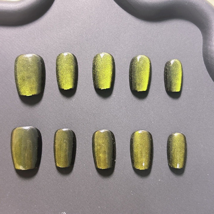 Stylish Artificial Nails Bowlift