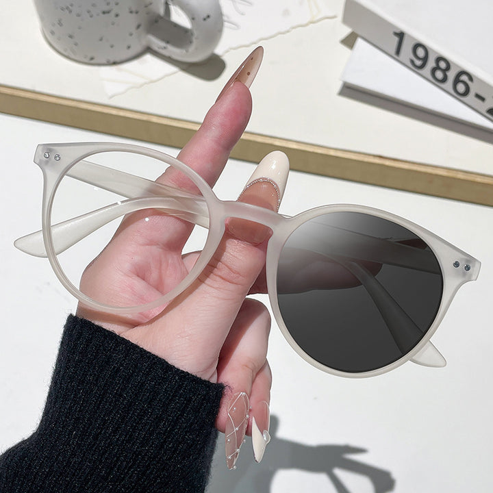 Women Cat-Eye Sunglasses with Transparent Frame Bowlift