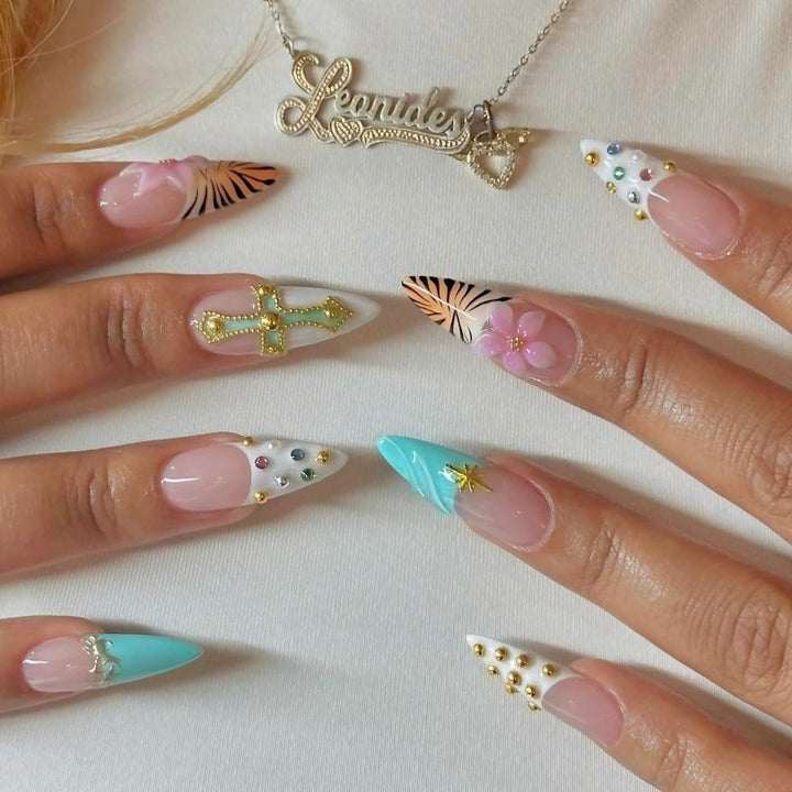 Animal-Inspired Press-On Nail Art Set Bowlift