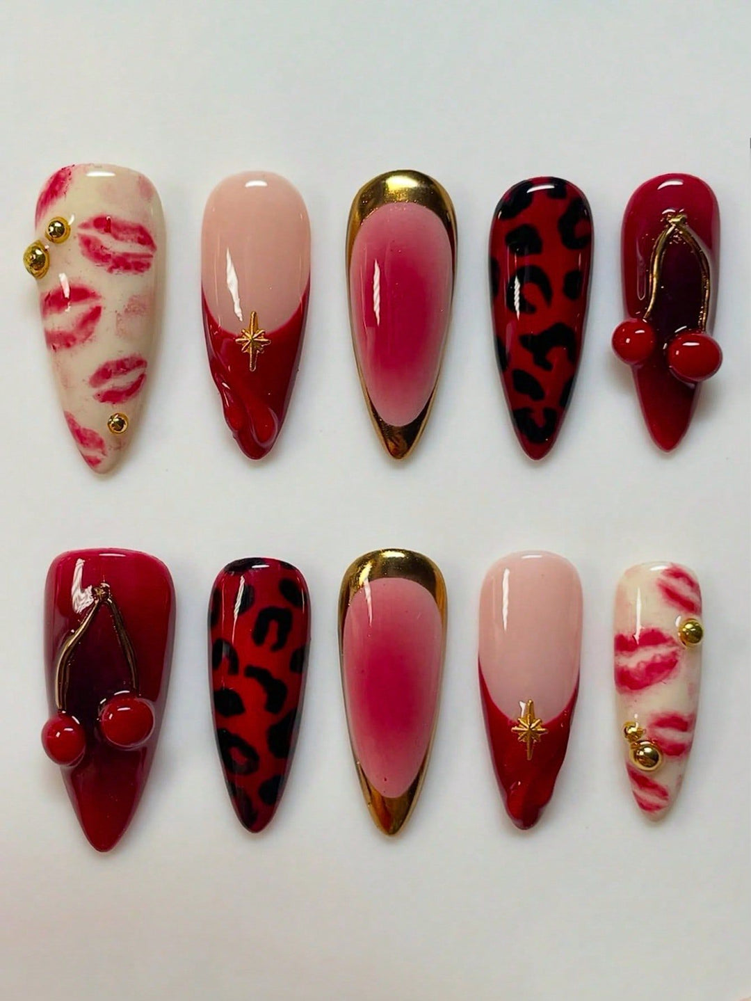 Artistic Kiss-Themed Press-On Nail Art Bowlift