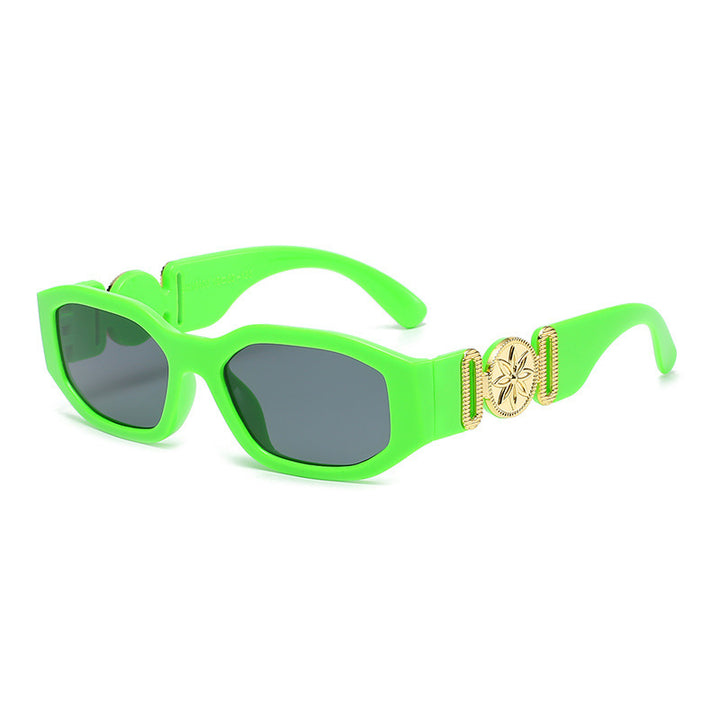 Ladies trendy and stylish sunglasses with luxurious details Bowlift