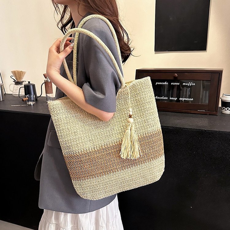 Handwoven Beach Bag Bowlift