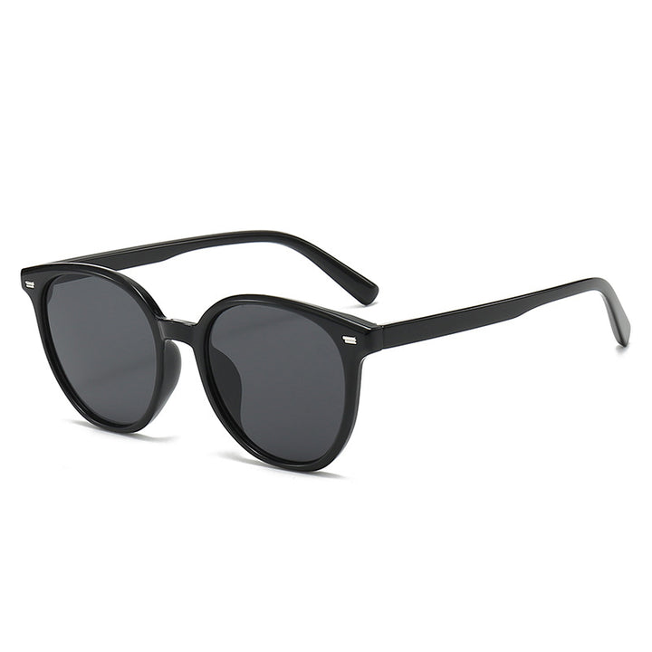 Vintage-Inspired Round Frame Sunglasses