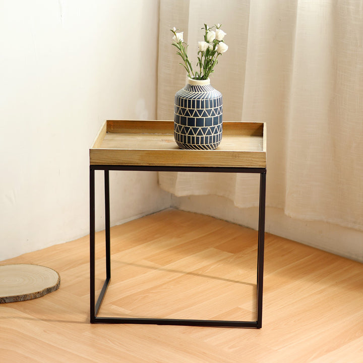 Modern side table with protected wooden tray Bowlift