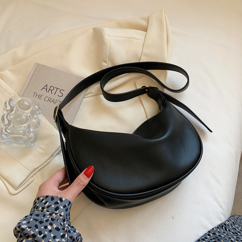Elegant Curved Shoulder Bag Bowlift