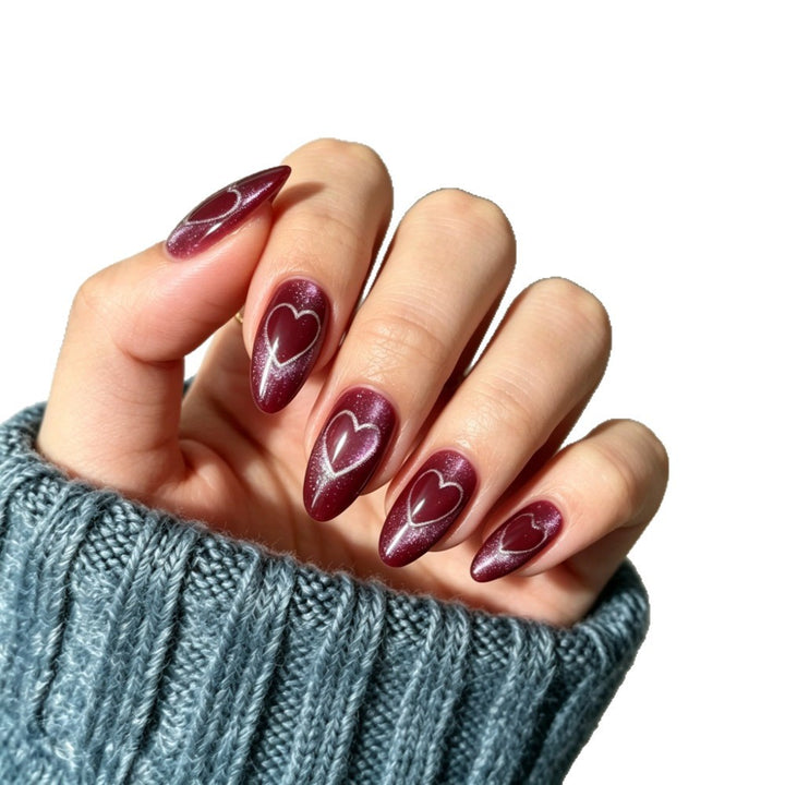 Artificial nails with romantic heart design Bowlift
