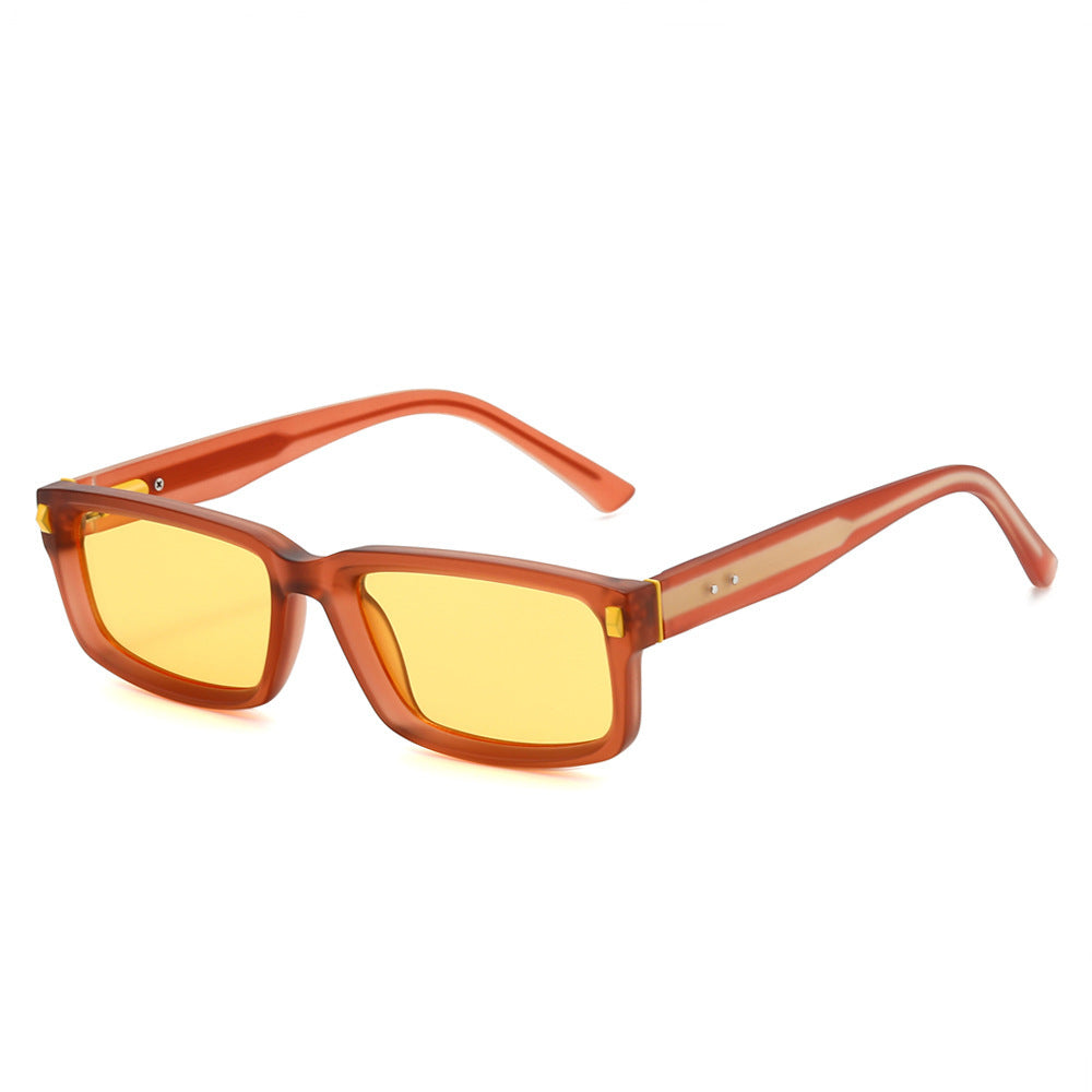 Ladies sunglasses in modern design Bowlift