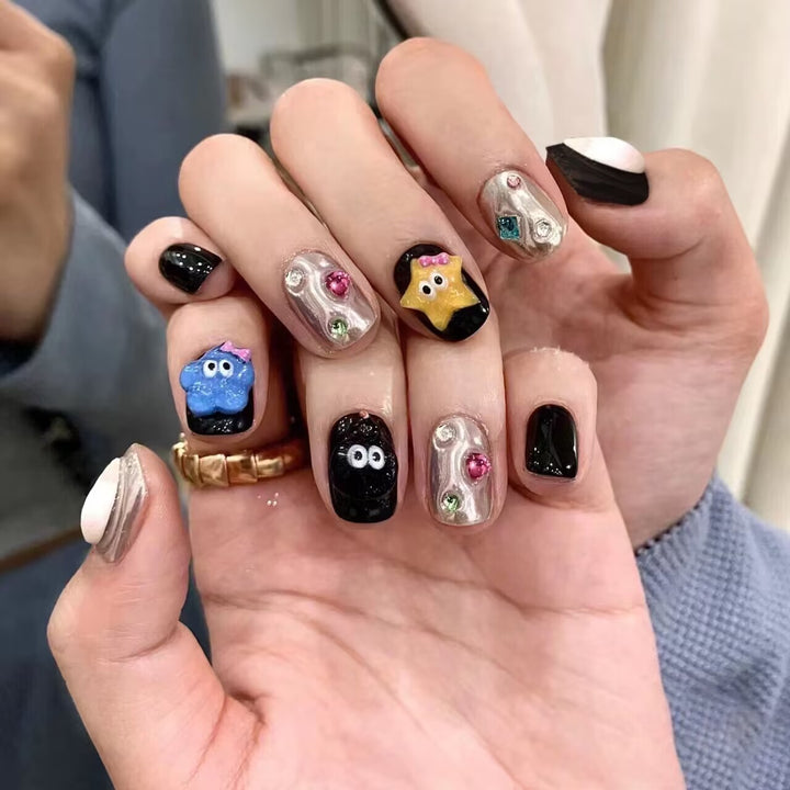 Decorative Press-On Nail Design Set Bowlift
