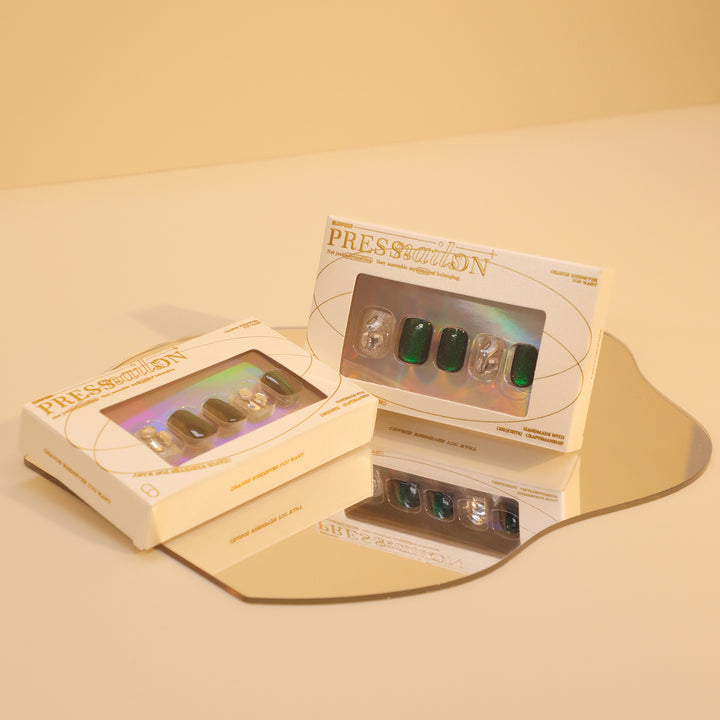 Glamorous nail extensions with creative glitter design Bowlift