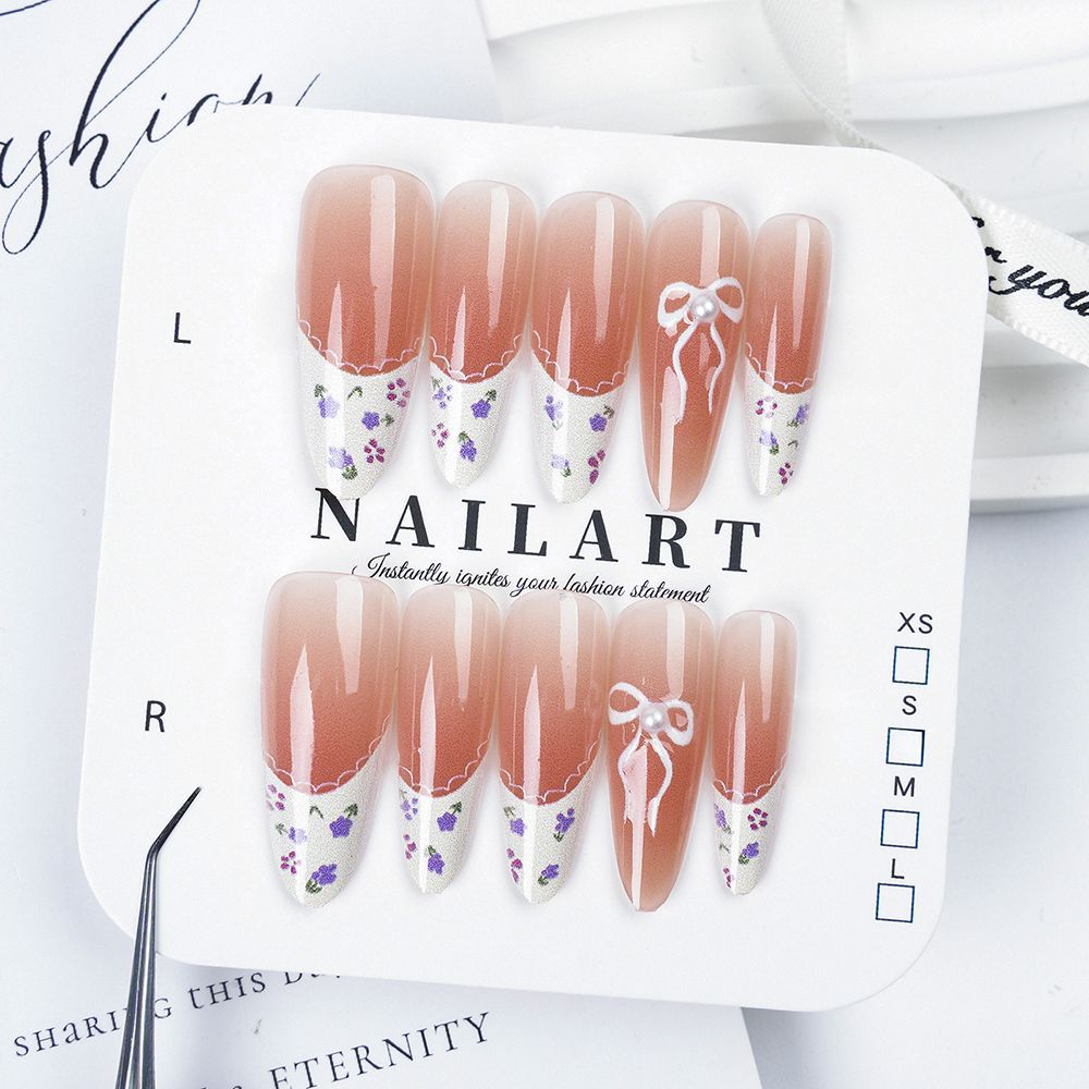Press-On Nail Art Set with Elegant Leopard Design Bowlift