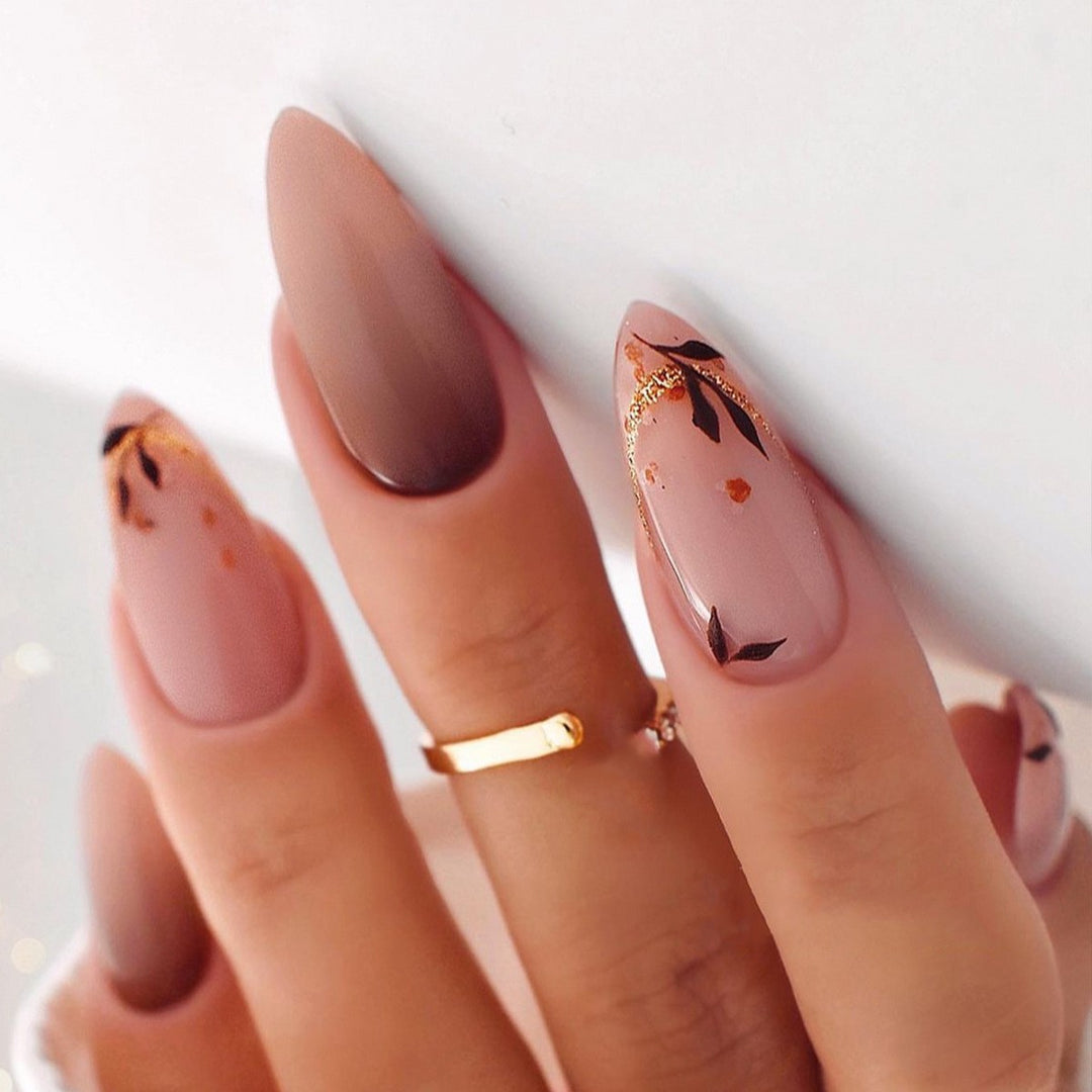 Creative nail art set with leopard pattern and glitter accents Bowlift