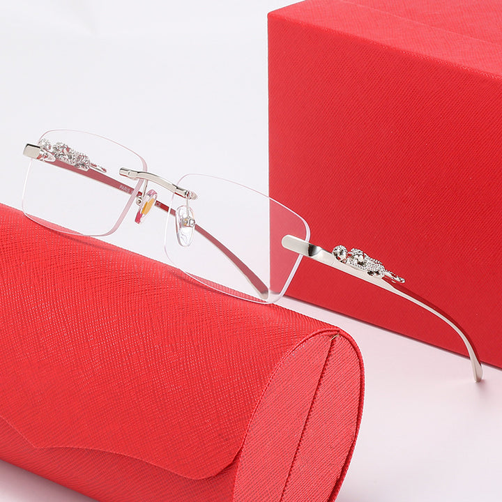Ladies fashionable sunglasses with elegant metal frame and embellished temples Bowlift