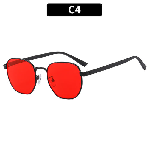 Retro-Inspired Geometric Frame Sunglasses