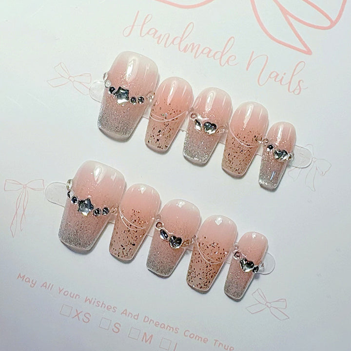 Fashionable Press-On Nails Bowlift