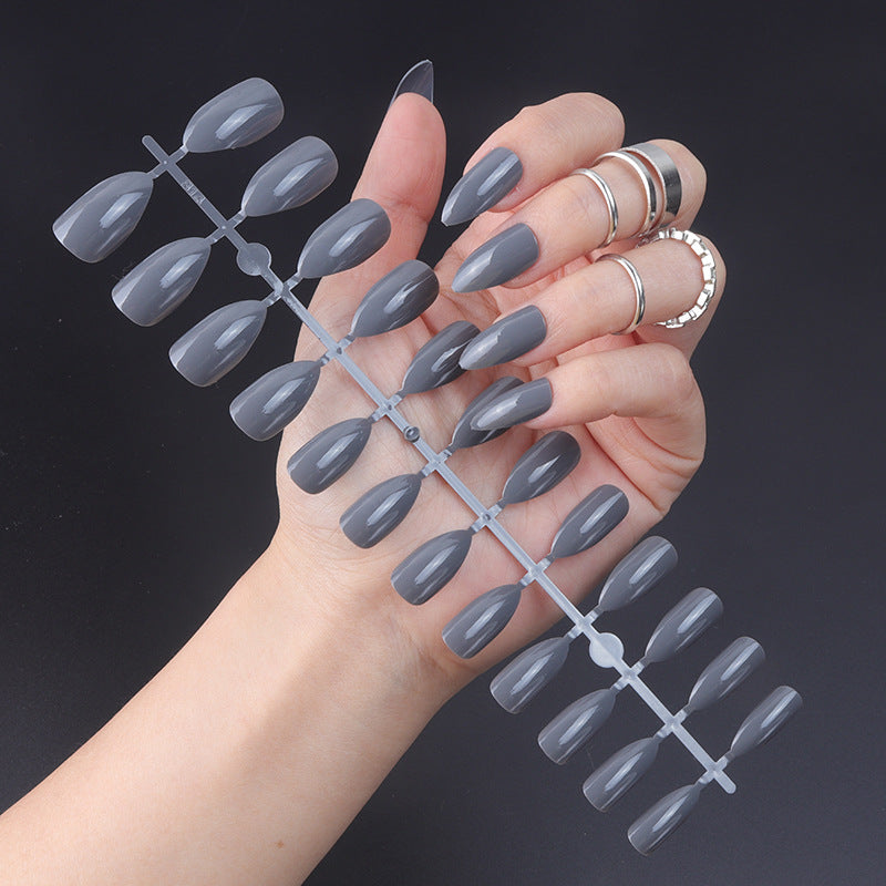Stiletto Press-On Nails with Glossy Finish Bowlift