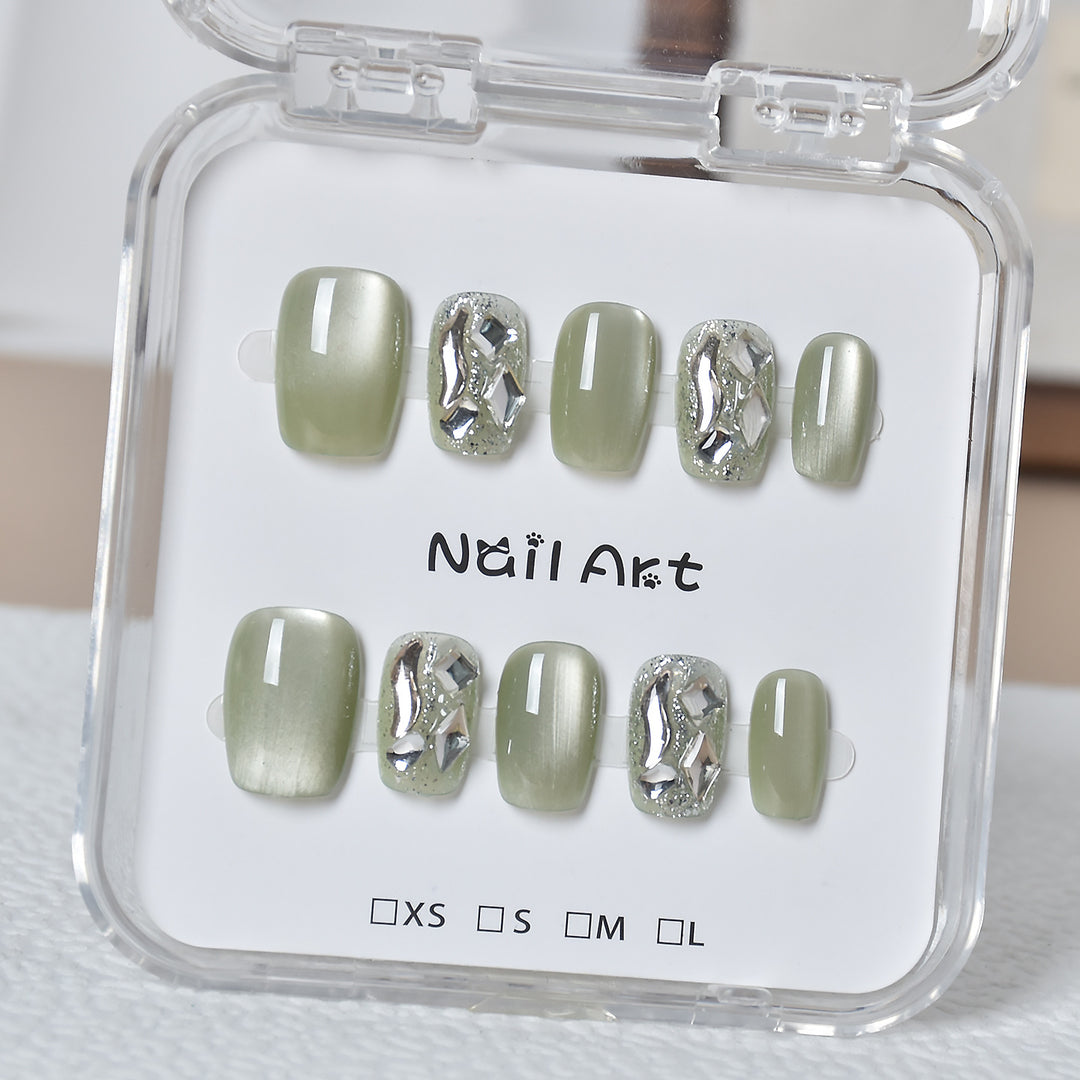 Premium Glamorous Press-On Nail Extensions Bowlift
