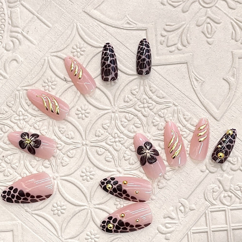 Artistic Press-On Nail Set with Floral and Leopard Accent Bowlift