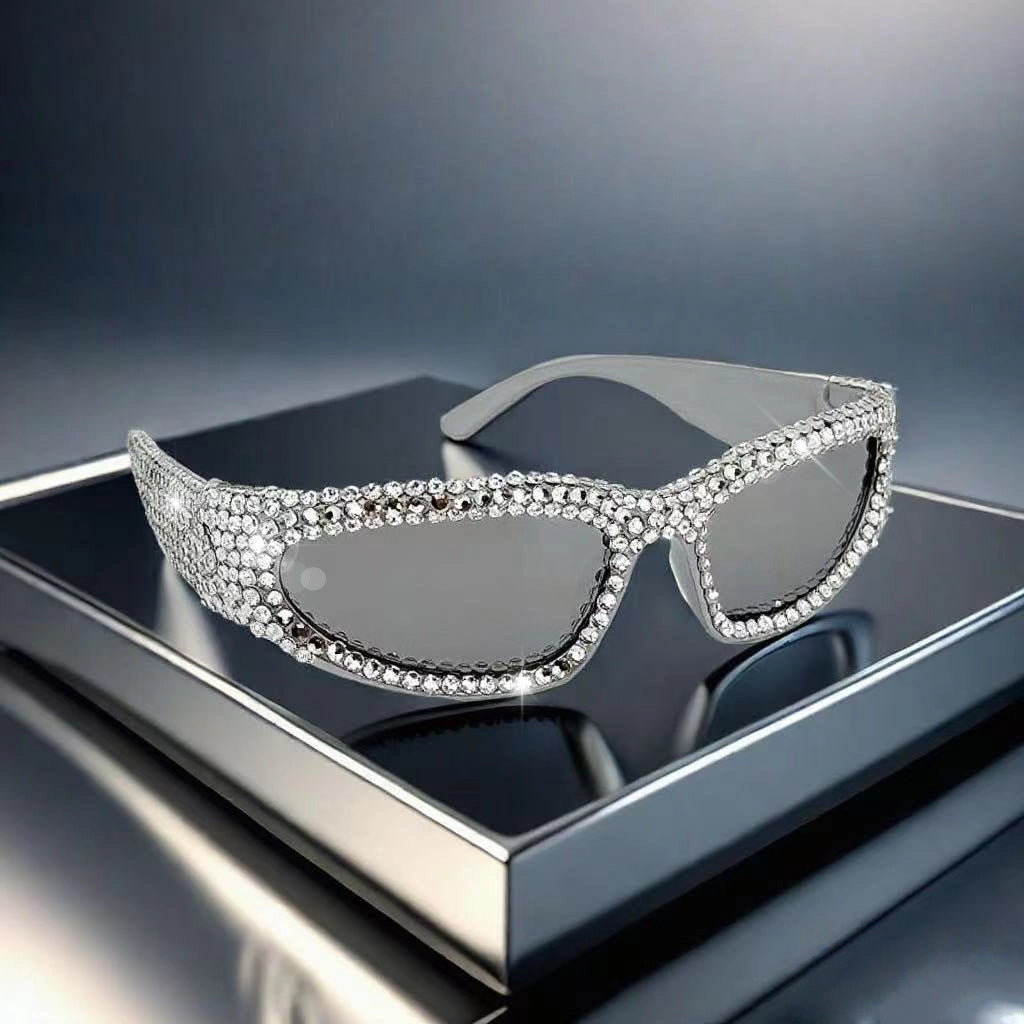 Women's Glittering Sunglasses with Sparkling Crystal Frame Bowlift