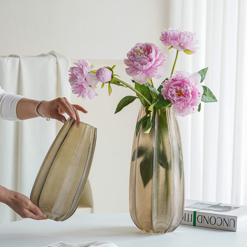 Decorative glass vase with ribbed structure Bowlift