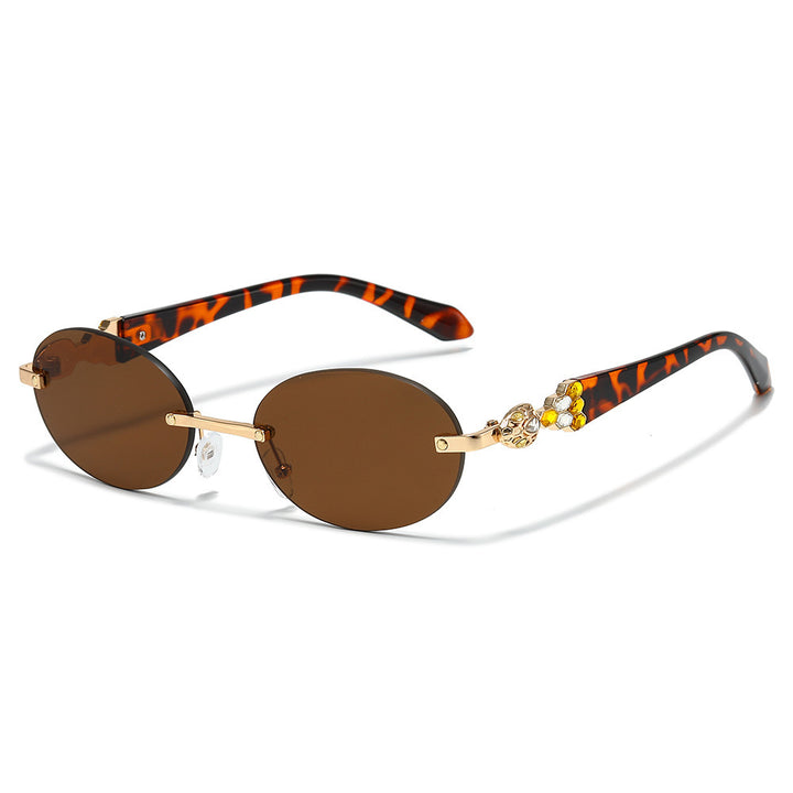Fashion-Forward Decorative Oval Sunglasses Bowlift
