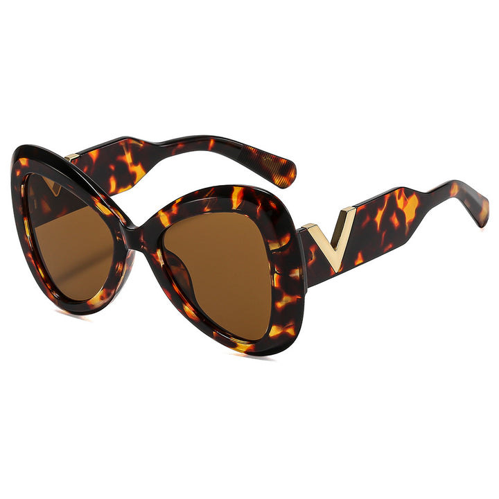 Ladies Cat-Eye Sunglasses with Luxurious Metal Accents Bowlift