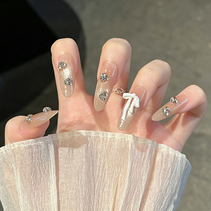Decorative Rhinestone-Crafted Press-On Nail Extensions Bowlift