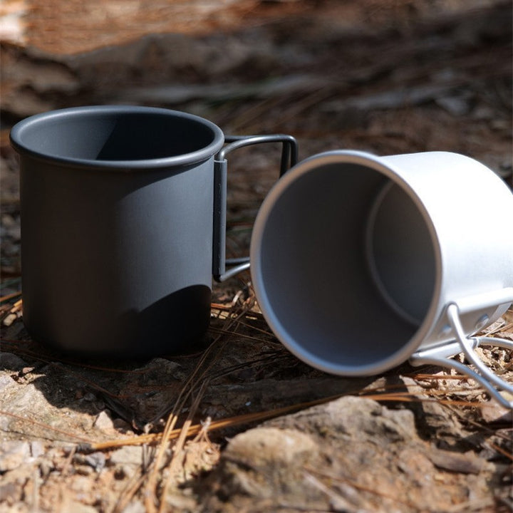 insulated stainless steel smiley-face cup with reusable lid non-slip base and kid-friendly grip Bowlift