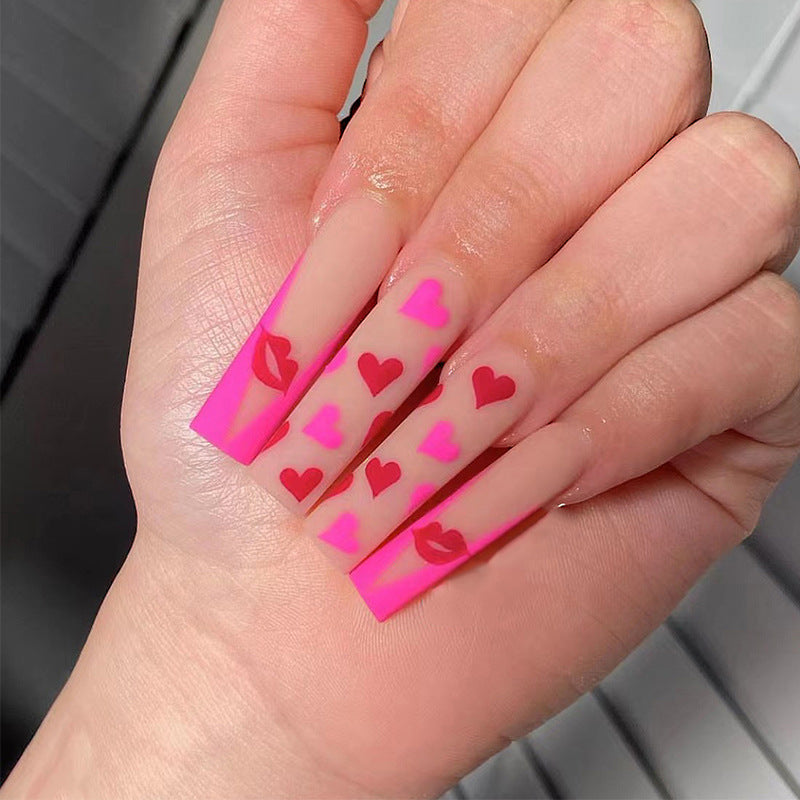 Nail art with heart and lip designs Bowlift
