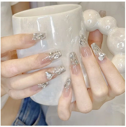 Glamorous Nail Art Bowlift